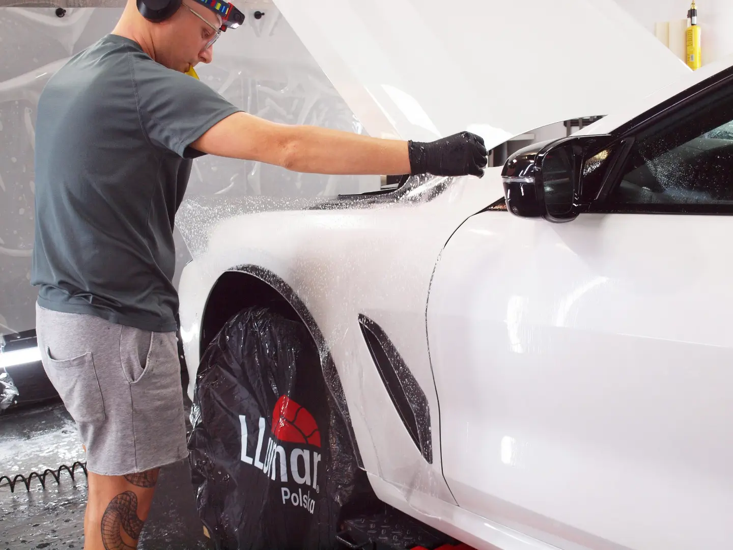 Białe BMW M850I - zabiegi detailingowe