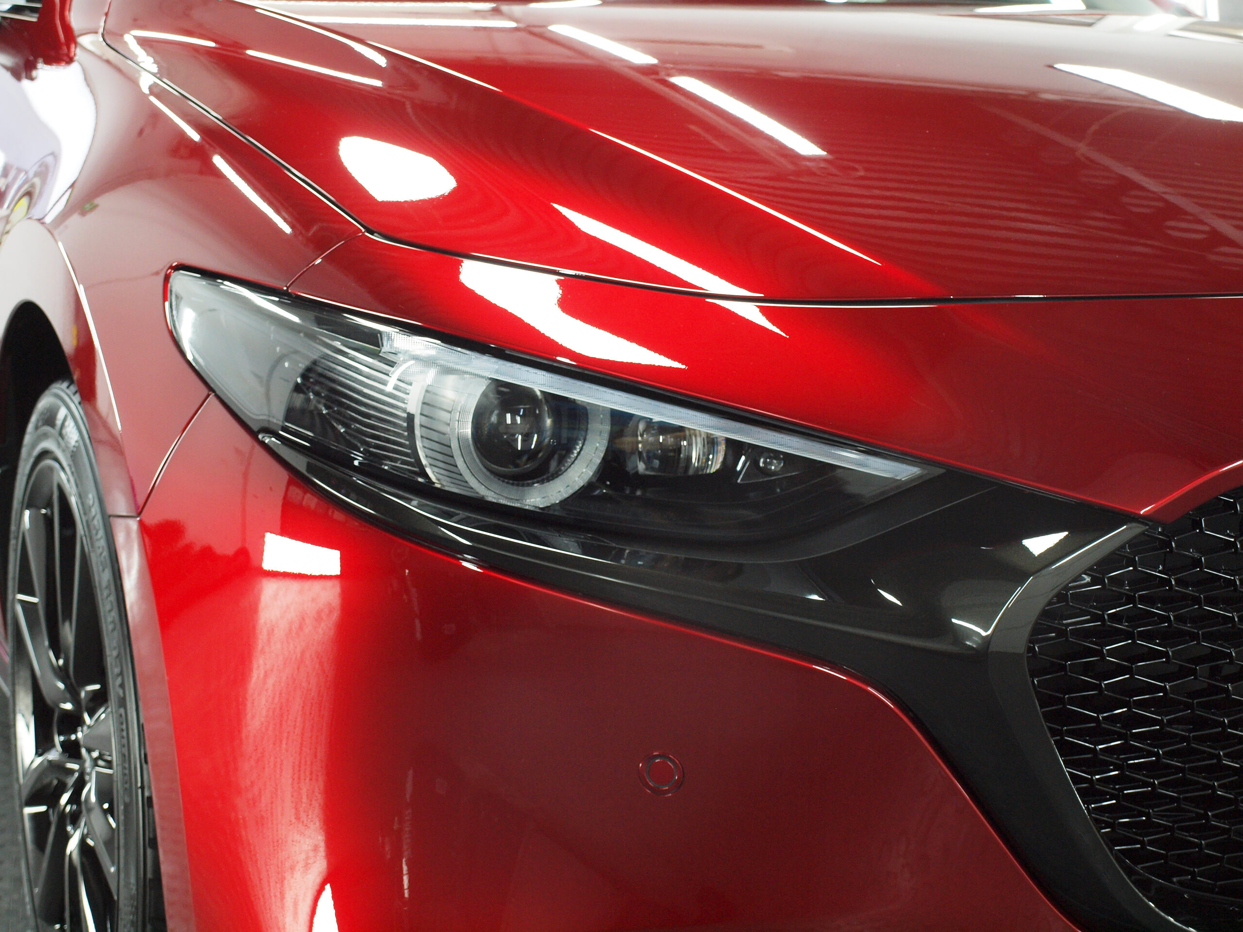 Oklejone lampy w aucie Mazda 3